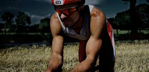 Triathlet Andreas Niedrig: &raquo;Sucht nimmt dir das Leben. Sport hat mir meines